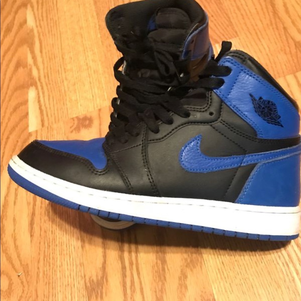 Nike Royal 1’s 🌎💎